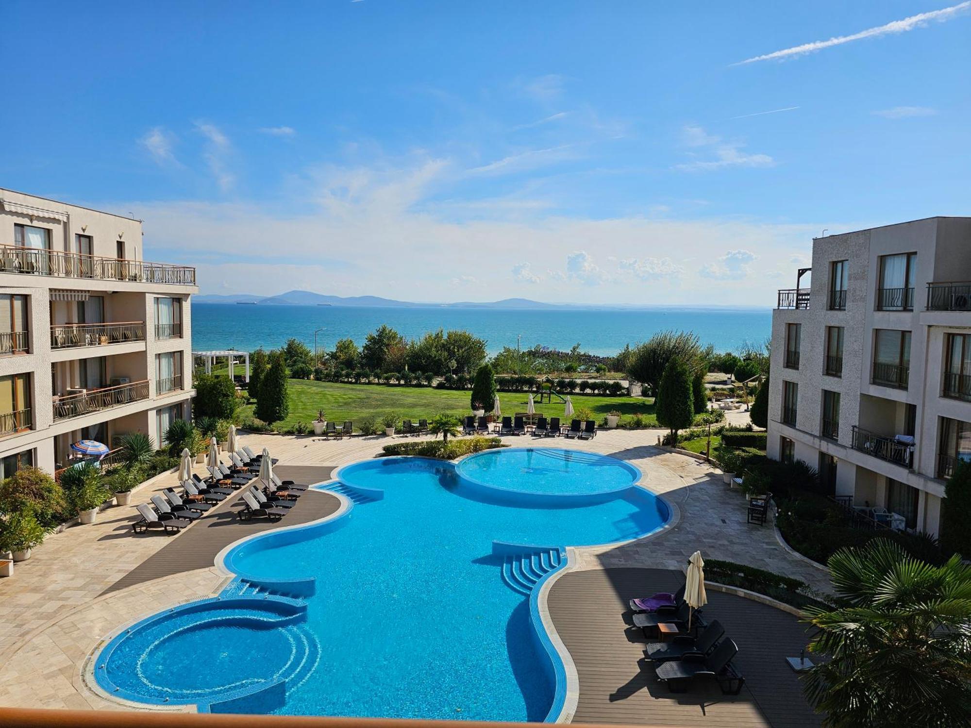 Diamond Beach Sarafovo By Kp Бургас Экстерьер фото